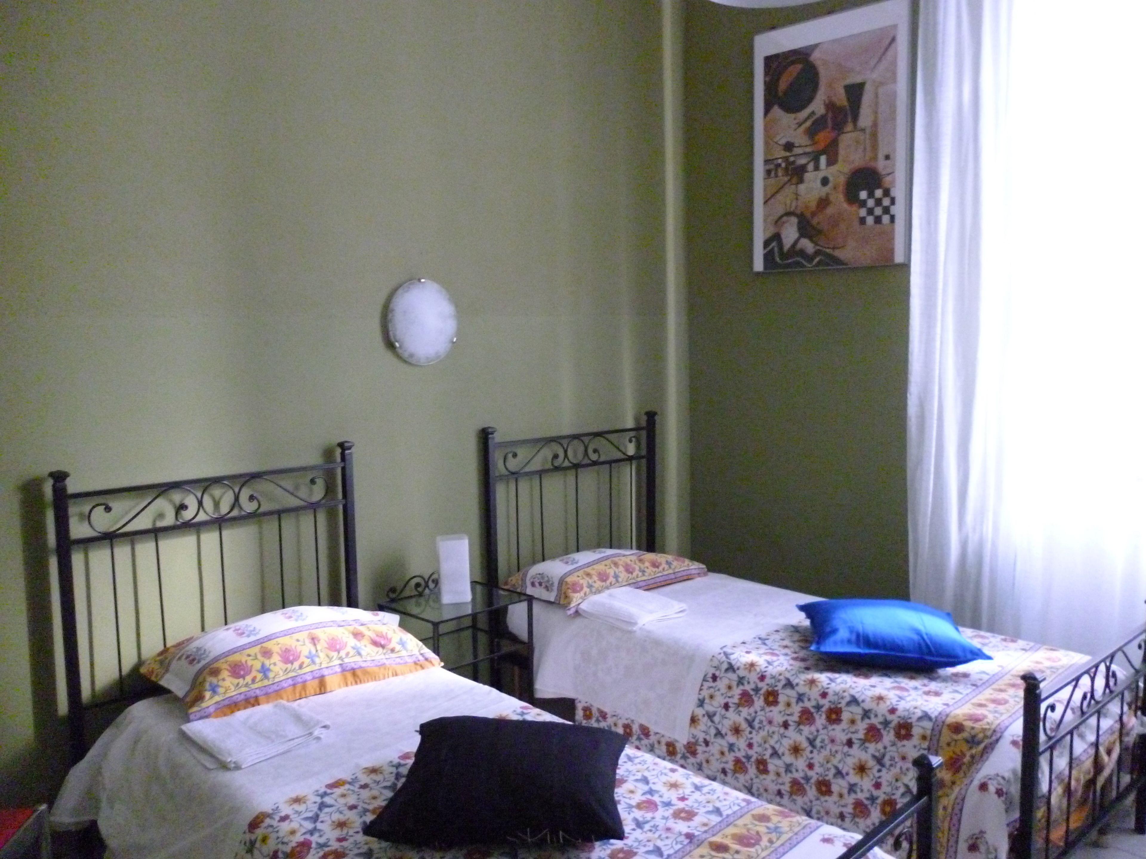 Hotel Giamaica For Girls & Ladies Only, Rome